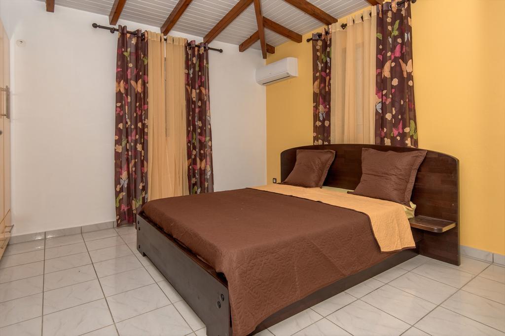 Bienvenue Au Tropic Venucia Villa Port-Louis Esterno foto